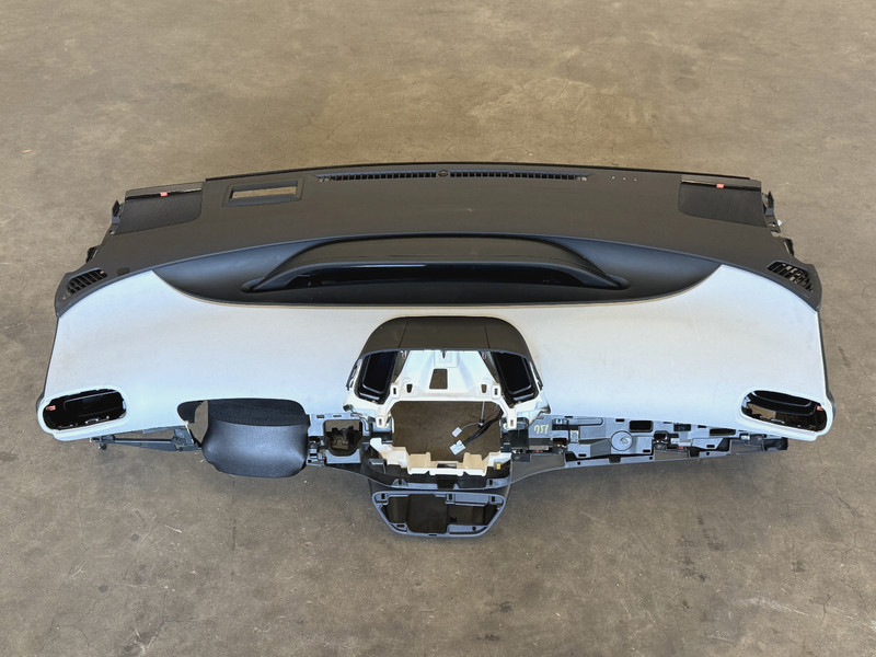 ⭐2017-2022 TOYOTA PRIUS PRIME FRONT DASHBOARD INSTRUMENT PANEL WHITE OEM LOT2685