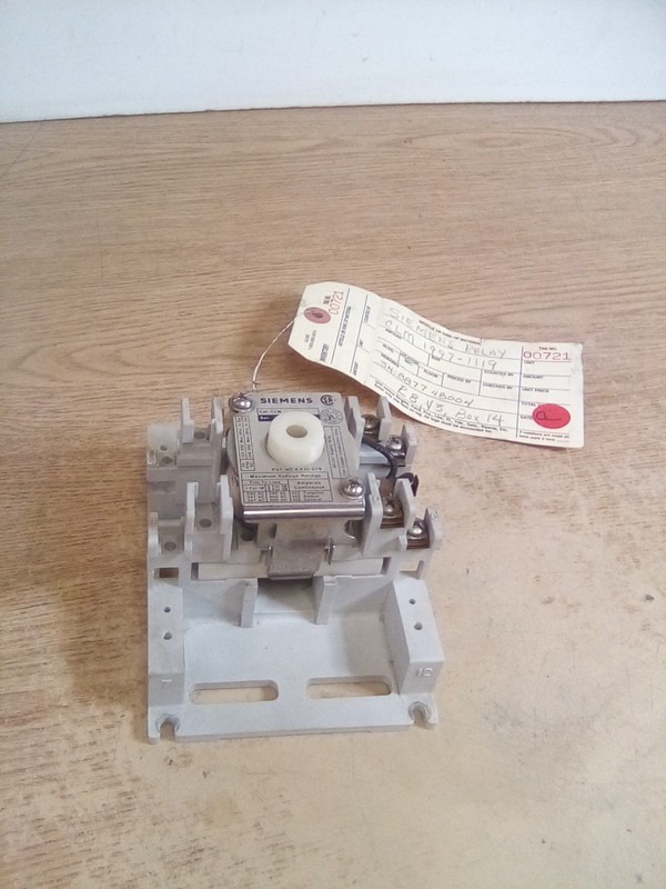Siemens CLM Contactor 20A DC "READ DESCRIPTION"
