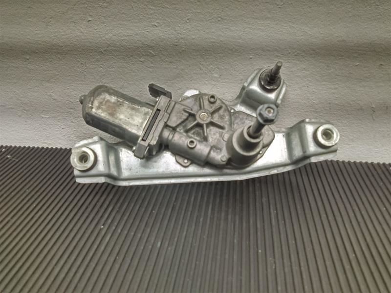 19-22 Jeep Cherokee Rear Wiper Motor OEM 68286799AA