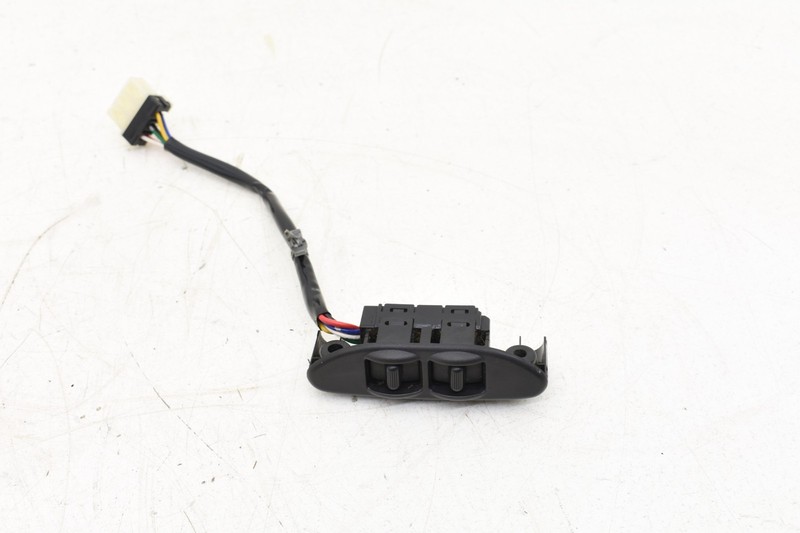 2003-2008 Nissan 350Z Driver Left Power Seat Switch OEM KW67