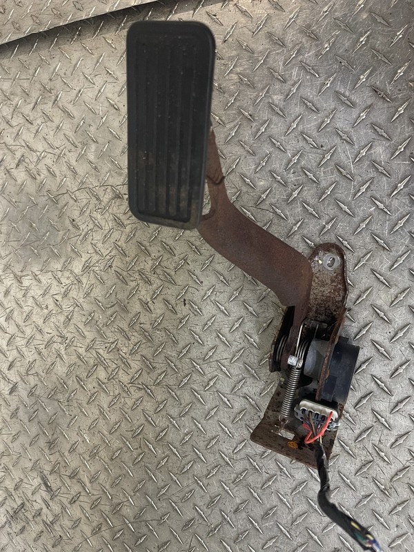 2002 GMC YUKON DENALI GAS PEDAL DRIVE BY ELECTRIC OEM TESTED