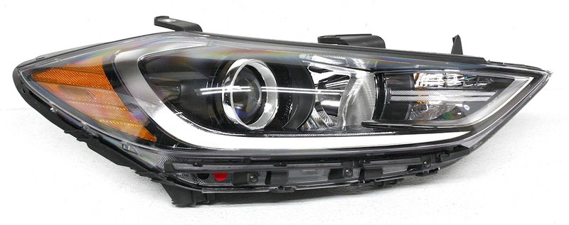 OEM Right Passenger Side Halogen Headlamp For Hyundai Elantra Sedan 92101-F3010