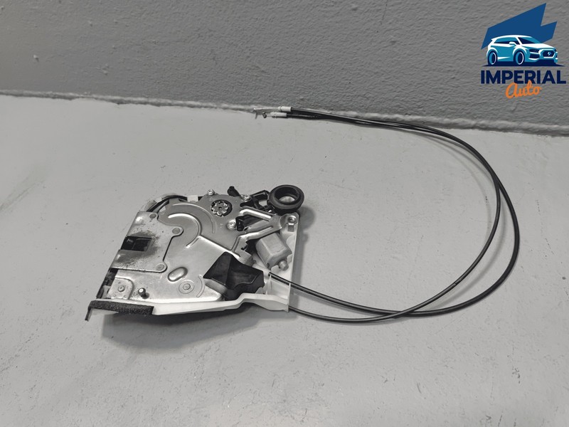 19-20 Toyota Sienna Rear Passenger Side Power Slide Door Lock Latch Actuator OEM