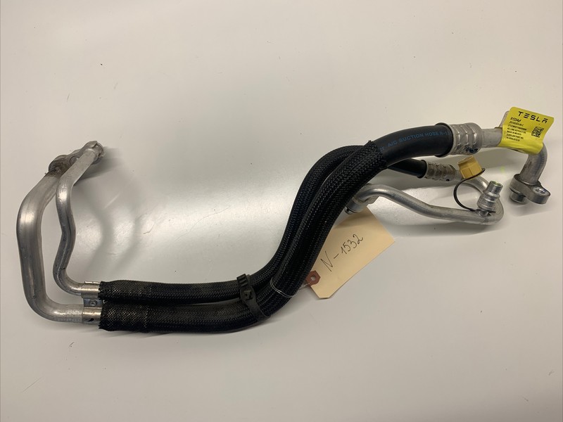 20-22 Tesla Model Y Ac Line Supermanifold To Compressor 1502020-00-CN-1532 S24