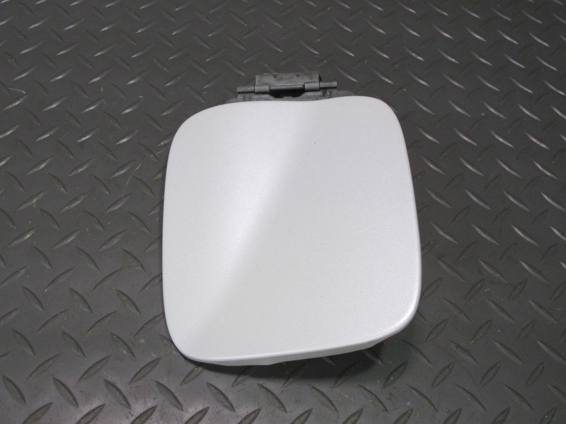 2003-2007 LEXUS UZJ100L LX470 FUEL TANK FILLER DOOR LID COVER W CAP