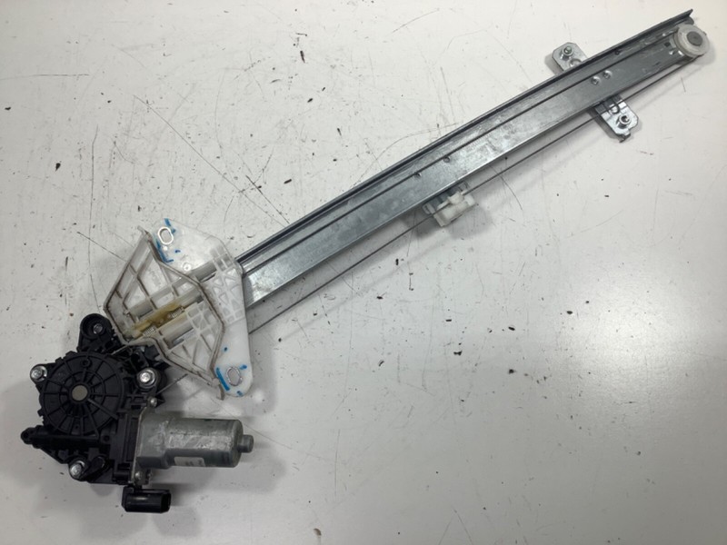 016-021 Honda Pilot Right Rear Door Window Regulator & Motor 72710-TG7-A01 OEM