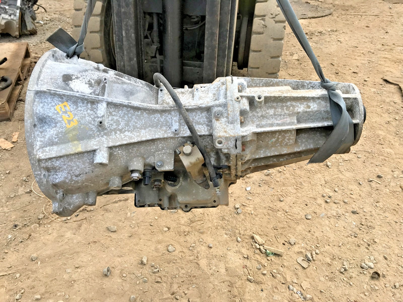 2005-06 Jeep LIBERTY Transmission 3.7L