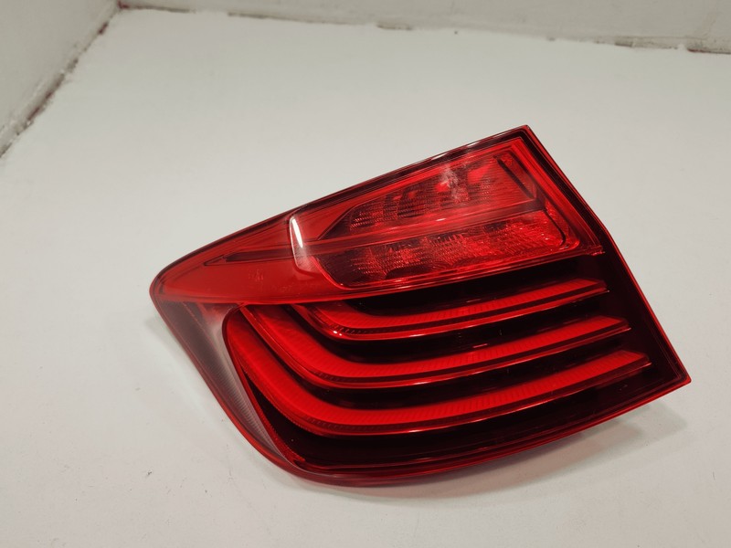 2014-2016 BMW 550Xi F10 REAR LEFT DRIVER SIDE OUTER LIGHT TAILLIGHT LAMP OEM