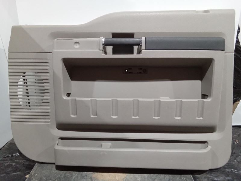 2008-2010 Ford F-250 F-350 Lariat RH Front Door Trim Panel Power Gray Trim 8S