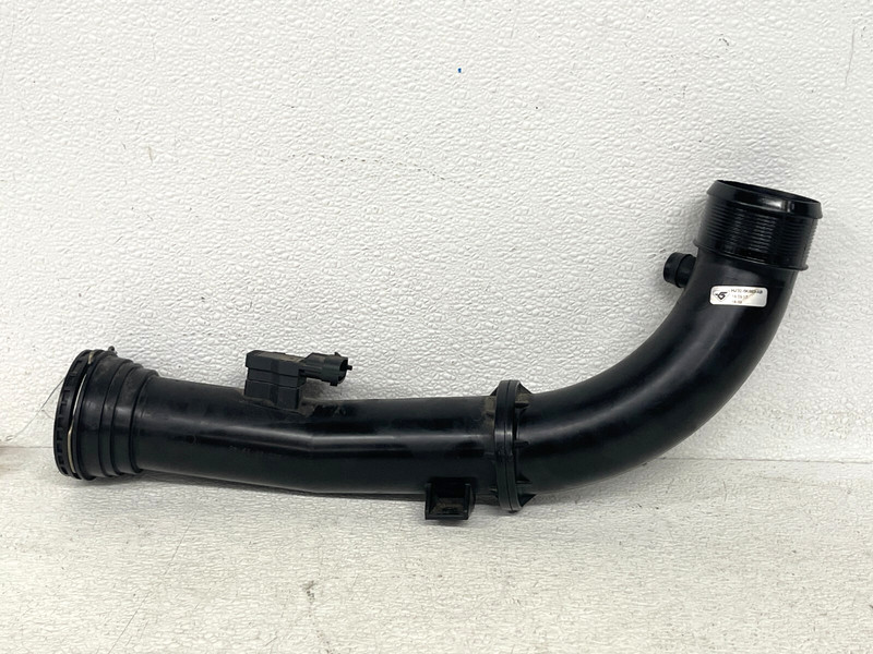 ⭐15-19 LAND ROVER DISCOVERY SPORT AIR INLET INTERCOOLER HOSE PIPE OEM LOT2605