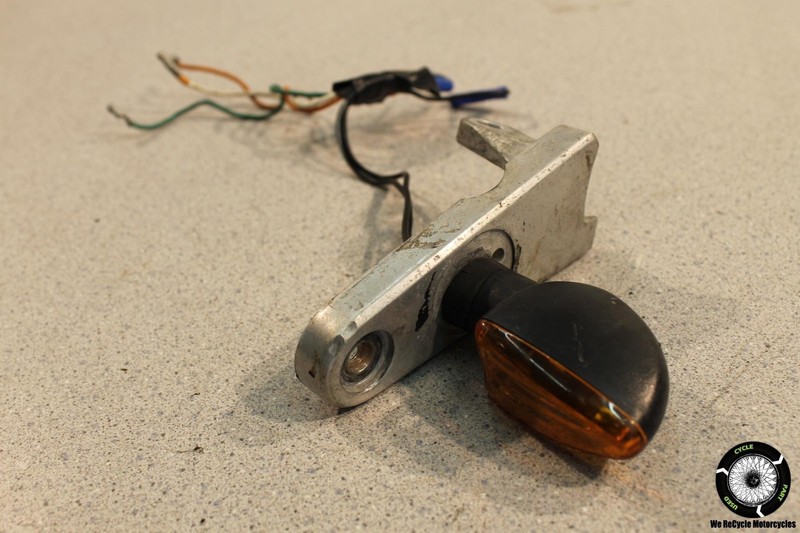1983 Honda Nighthawk 550 Cb550sc Left Front Turn Signal Light Indicator CB 83