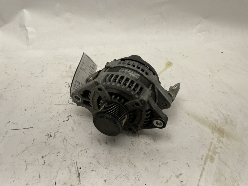 14-17 LEXUS IS250 IS300 IS350 GS350 RC300 RC350 ALTERNATOR GENERATOR 27060-31212