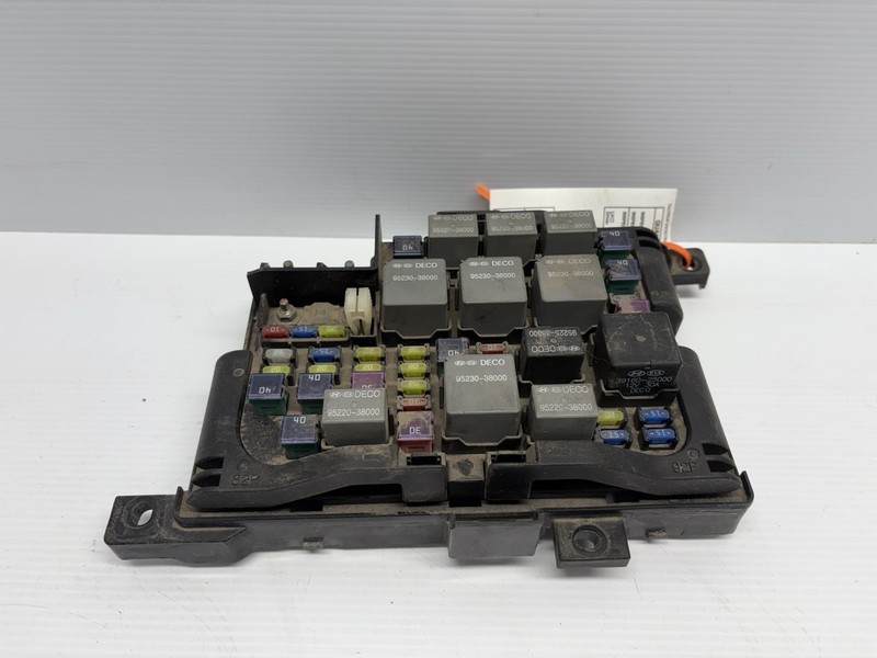 2007-2012 Kia Rondo Fuse Relay Box Junction OEM 919501D210