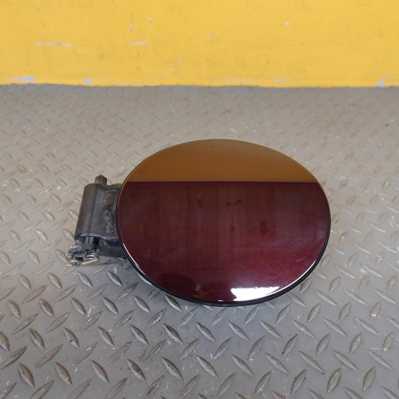 2020-2024 BUICK ENCLAVE FUEL FILLER DOOR LID ASSEMBLY OEM 22799917