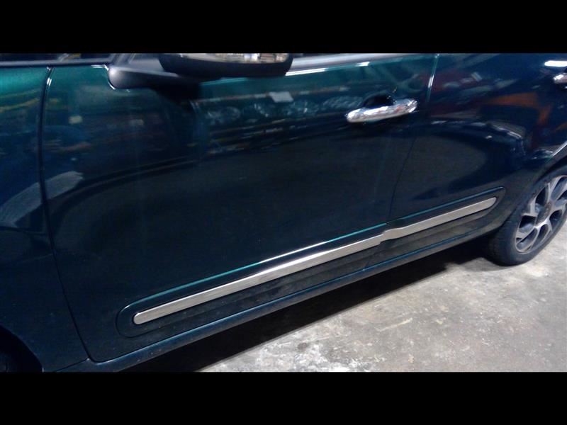 Driver Front Door Electric 4 Door L Model Green Fits 14-17 FIAT 500 1162532