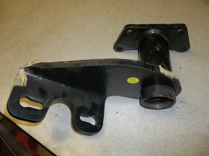 GM Bendix B45 5196 Camshaft Cam Bracket Support *FREE SHIPPING*