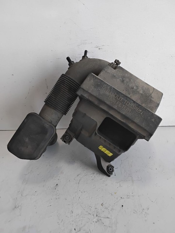 2017-2020 Hyundai Santa Fe Air Cleaner Intake Box Assembly 2.4L