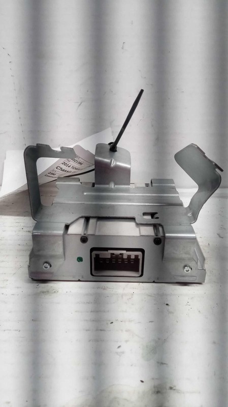 2014 Chrysler Town & Country Telematics Interface Module OEM Grey 119K Miles