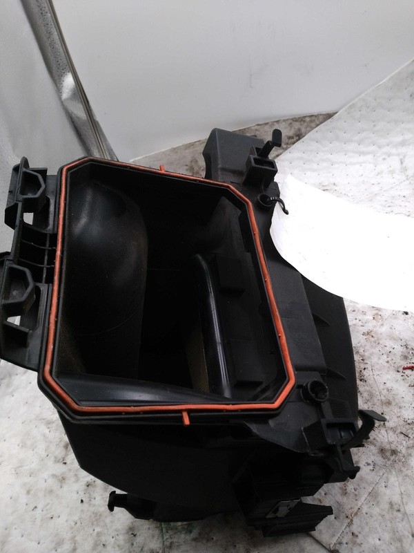 2019 Mercedes-Benz GLA-Class Air Cleaner Assembly OEM 2.0L 56K Miles