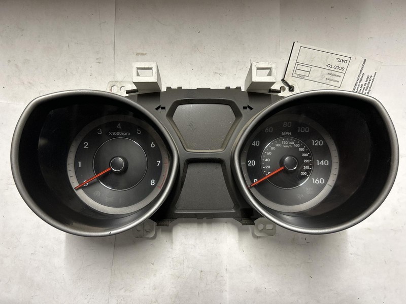 2014 HYUNDAI ELANTRA Speedometer cluster Coupe Korea AT 42k miles OEM 14