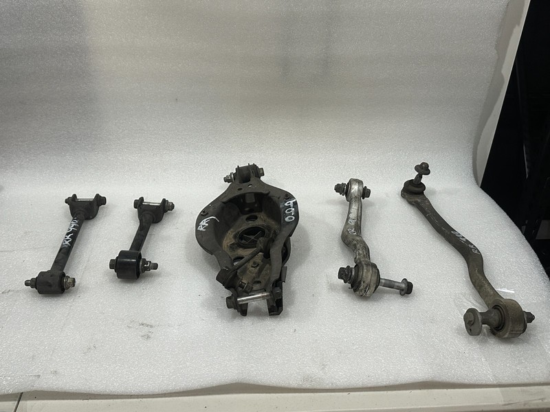 2013 LEXUS GS350 REAR RIGHT PASSENGER SIDE CONTROL ARM SET