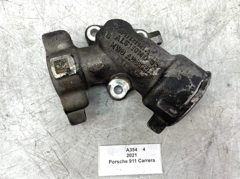 ✅ 20-24 OEM Porsche 911 Carrera 992 Engine Coolant Connector Tube 23k