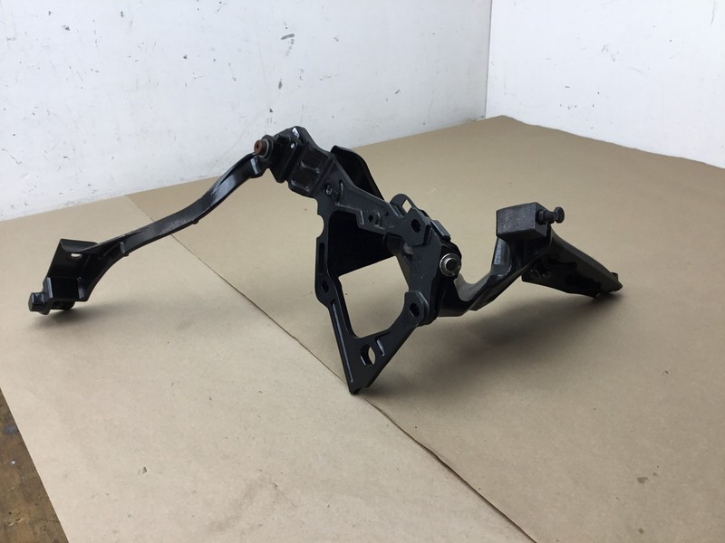 McLaren 650S 2016 Front Right Passenger Door Hood Hinge Set 15-17 ;:Y
