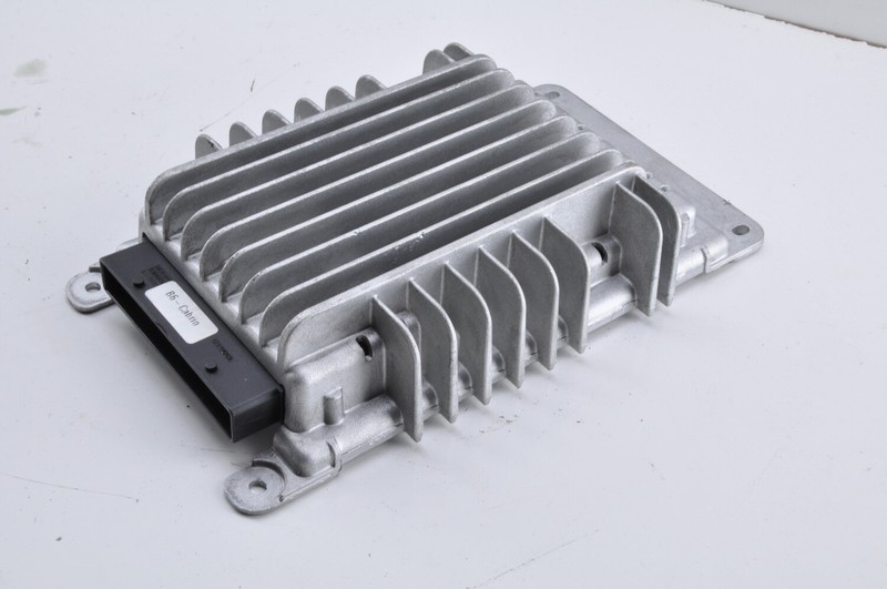 AUDI A4 S4 Amplifier Amp Bose OEM 2003 - 2009 *