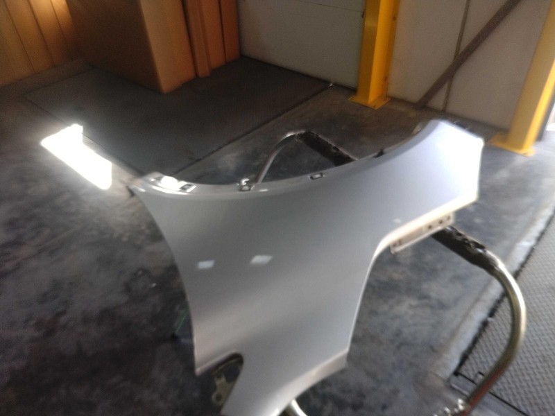 2017 Kia Sorento Front Left Fender Silver OEM Used 89585 4DR SUV SLV