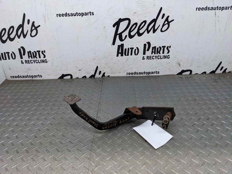 87-97 Nissan D21 Pickup OEM Manual Transmission Clutch Pedal 1173758