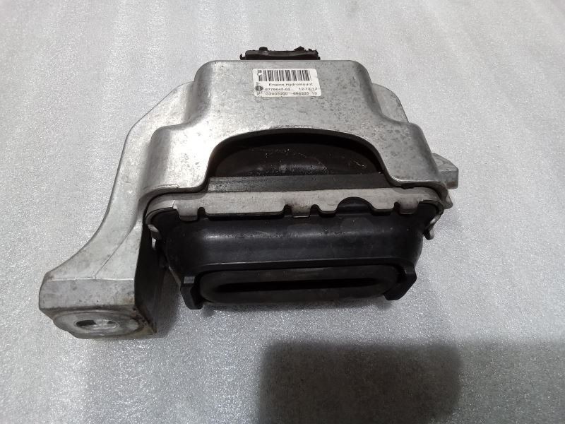 2007-2016 Mini Cooper Clubman Base Model Front Engine Motor Mount 22116778645