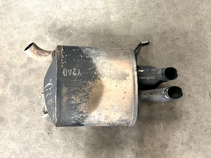 ⭐2014-2017 ACURA RLX FWD REAR RIGHT PASS SIDE EXHAUST MUFFLER ASSY OEM LOT2601