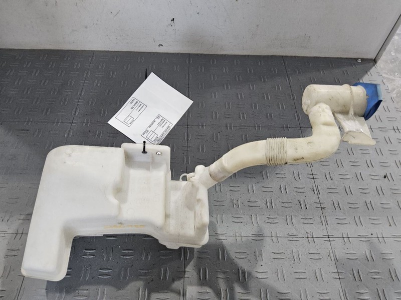 Wash Reservoir Fits 12-22 PASSAT 3531110