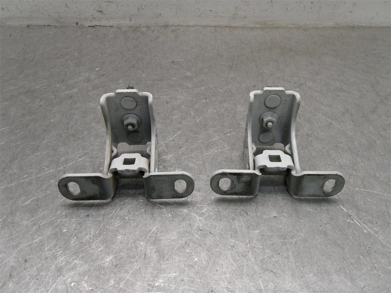 2004 FORD F150 DRIVER REAR DOOR HINGES PAIR SET OF 2 OEM 133.FD8504