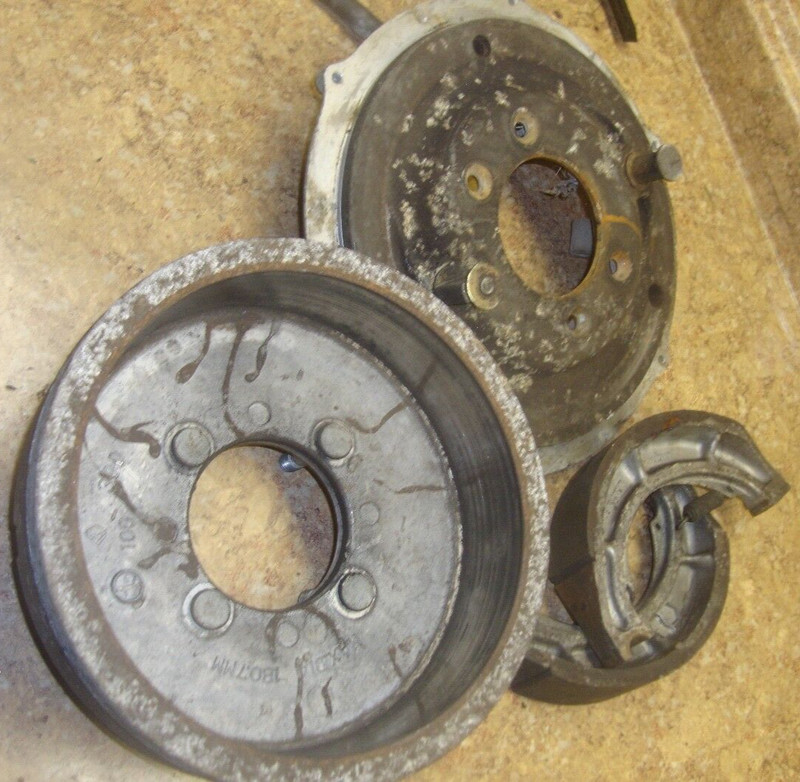1988 Suzuki ATV Quad Runner LT-4WD LTF 250 LT250 Rear Brake Drum Hub Cover Shoe