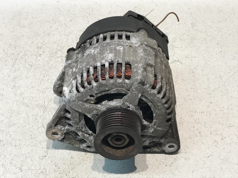 1998 98 RANGE ROVER Alternator Charging Assembly OEM