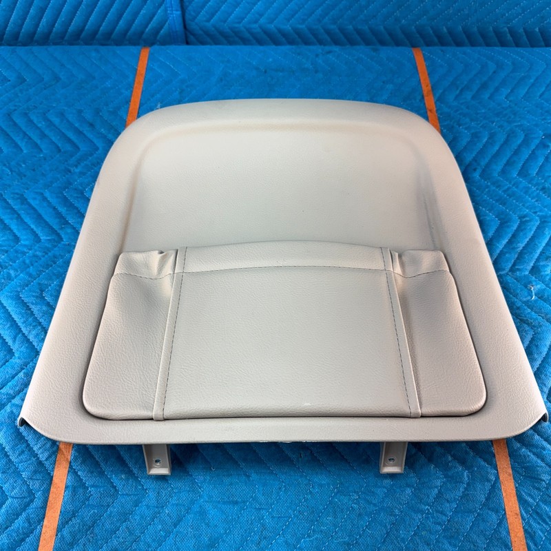 07-10 TOYOTA AVALON XL Front Right Passenger Side Seat Back Panel ivory OEM