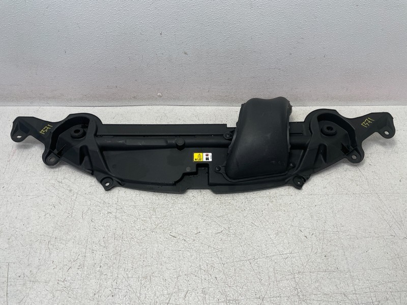 13 14 15 Jaguar XF 2.0L Radiator Splash Shield Air Intake Duct Tube 1371 OEM