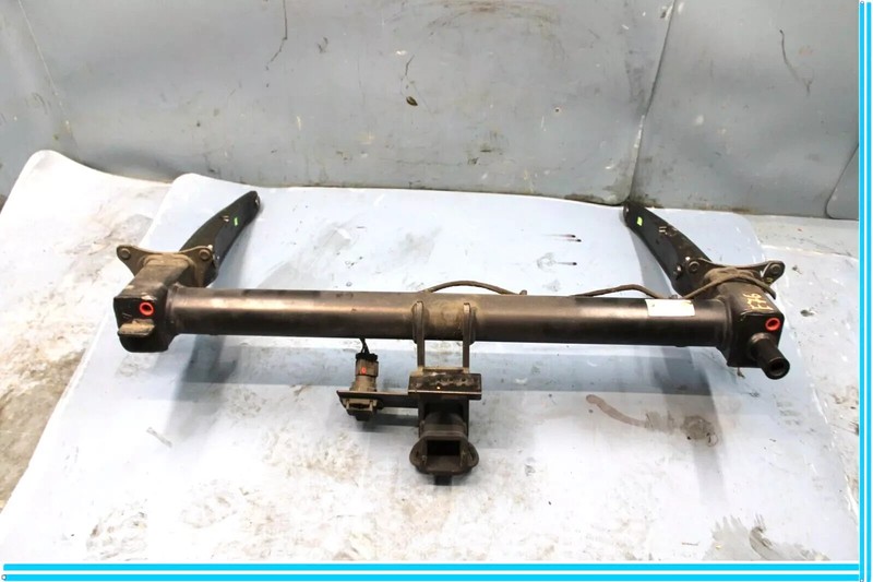 07-12 Mercedes X164 GL450 GL550 Rear Tow Hitch Reinforcement Bar OEM