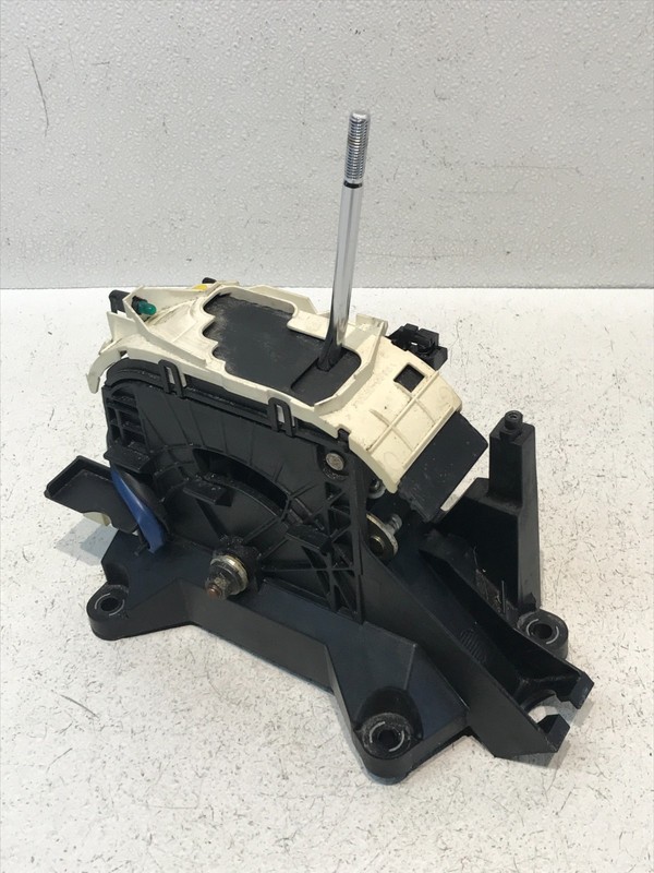 2008-2012 Toyota Avalon Transmission Gear Shifter Shift Genuine OEM