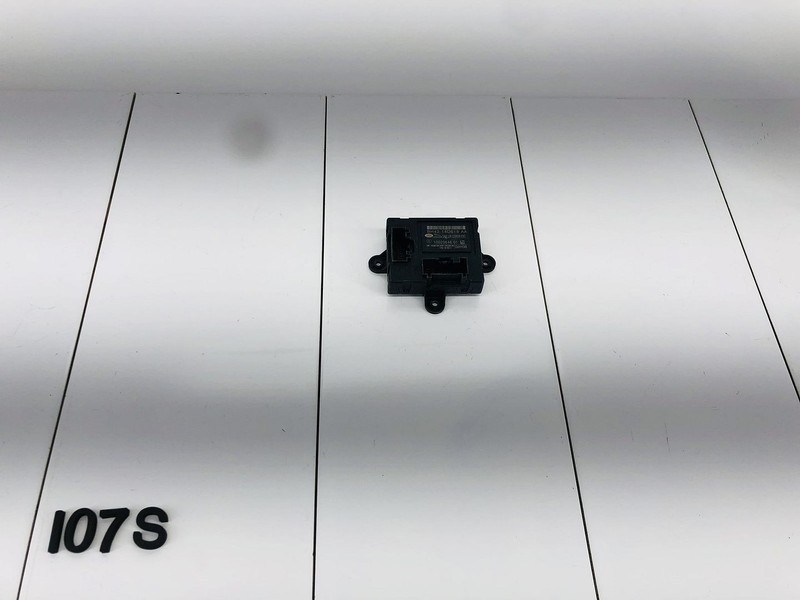 10-13 RANGE ROVER SPORT FRONT LEFT DRIVER SIDE DOOR CONTROL MODULE OEM