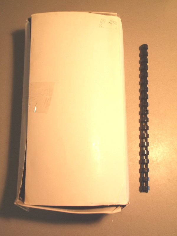 NEW LOT OF 90 BLACK 19 RING PLASTIC BINDINGS 1/2" DIAMETER 10-3/4" LONG