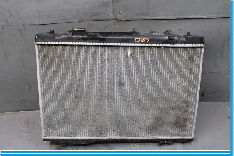 07-10 Lexus LS460 XF40 RWD Engine Motor Coolant Radiator Cooler 16400-38170 OEM
