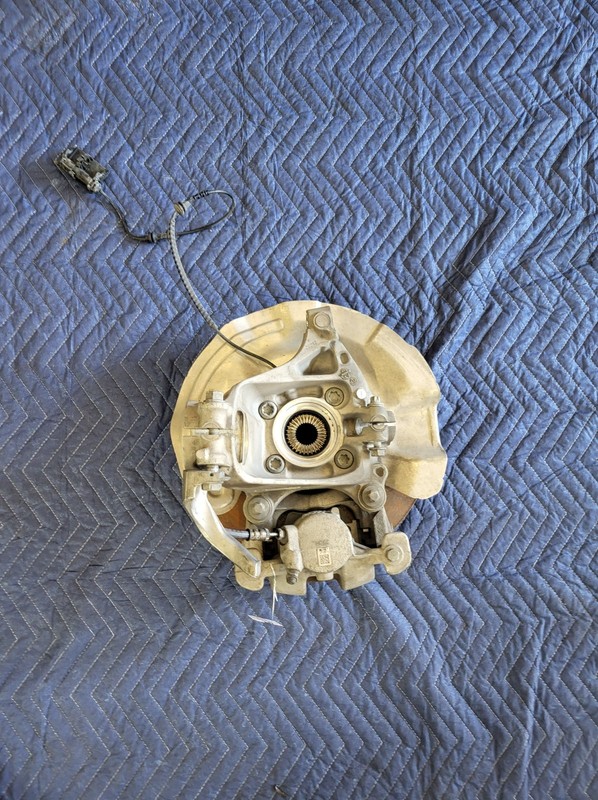 2018-2023 Bmw X2 28i Right Front Knuckle & Caliper & Rotor FWD OEM 31216876854