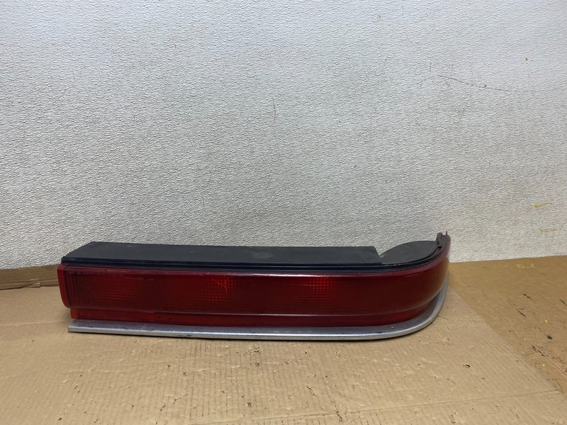 1991 to 1996 Buick Roadmaster Right Passenger RH Tail Light Oem U2957 DG