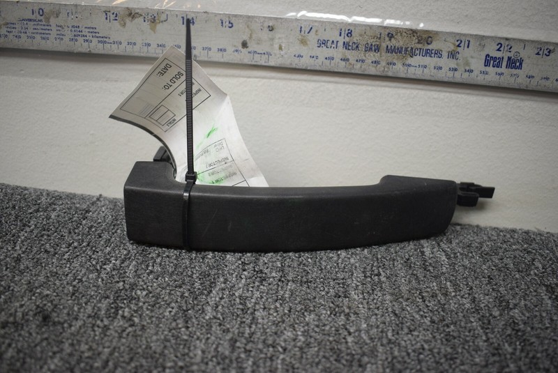 2007 LAND ROVER LR3 FRONT RIGHT DOOR HANDLE FACTORY OEM