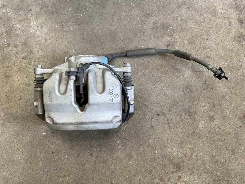15 16 17 18 Mercedes C300 Front Right Passenger Side Brake Caliper 1599 OEM