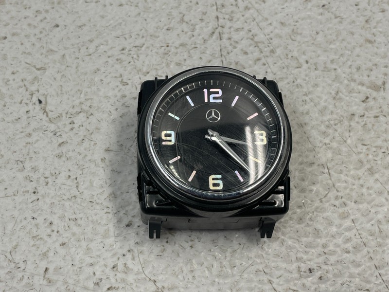14 15 16 17 Mercedes S550 Dash Dashboard Analog Clock Unit 1523 OEM
