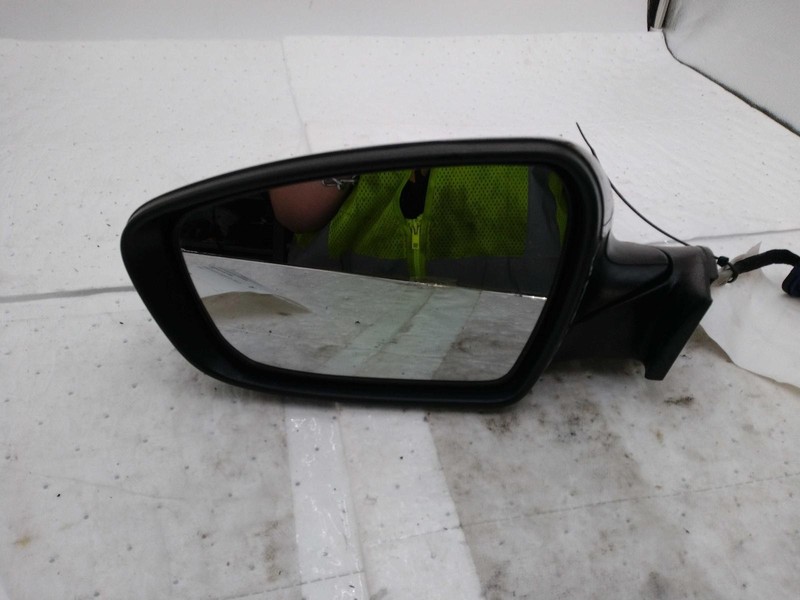 2017 KIA Forte Left Door Mirror Assembly Red 665960 Used 96K Miles