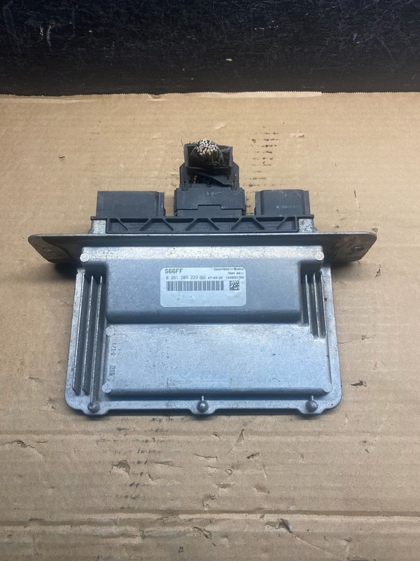 2007 to 2008 Lincoln NavigatorComputer Engine Control ECU ECM Module ad7643 DG